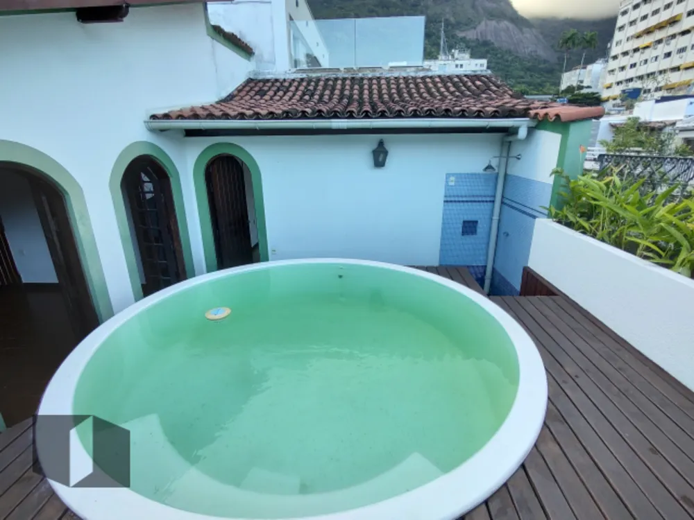 Casa, 4 quartos, 376 m² - Foto 2