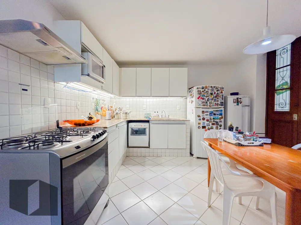 Casa, 5 quartos, 256 m² - Foto 33