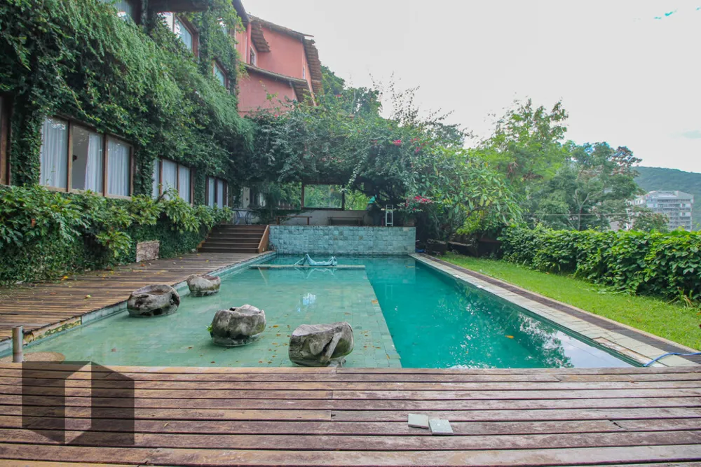 Casa, 6 quartos, 422 m² - Foto 2