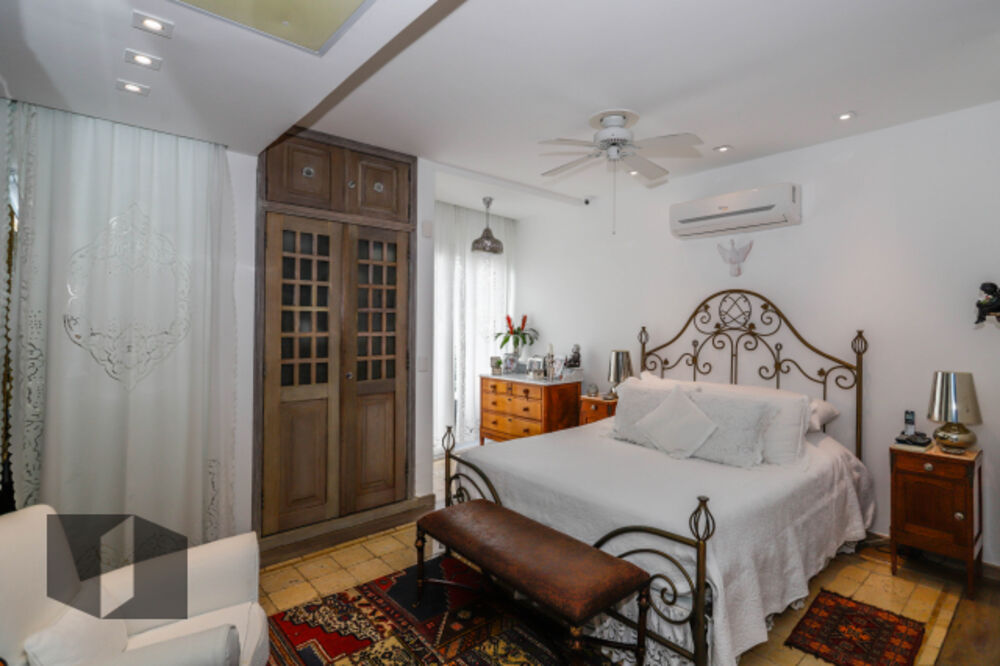 Cobertura à venda com 4 quartos, 251m² - Foto 5