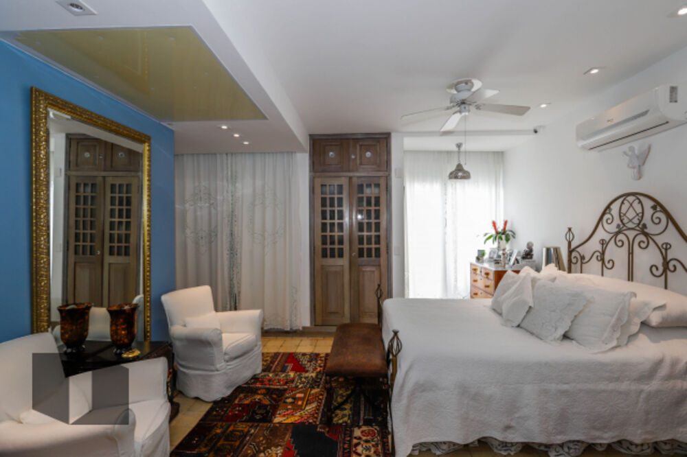 Cobertura à venda com 4 quartos, 251m² - Foto 4