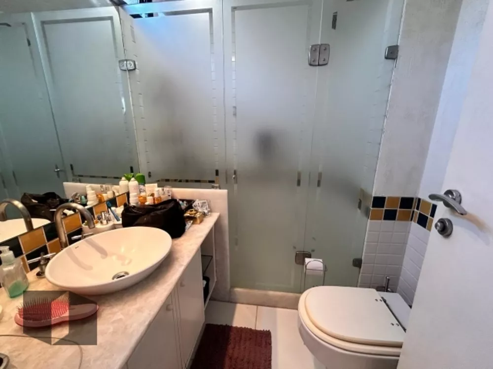 Cobertura, 3 quartos, 236 m² - Foto 2