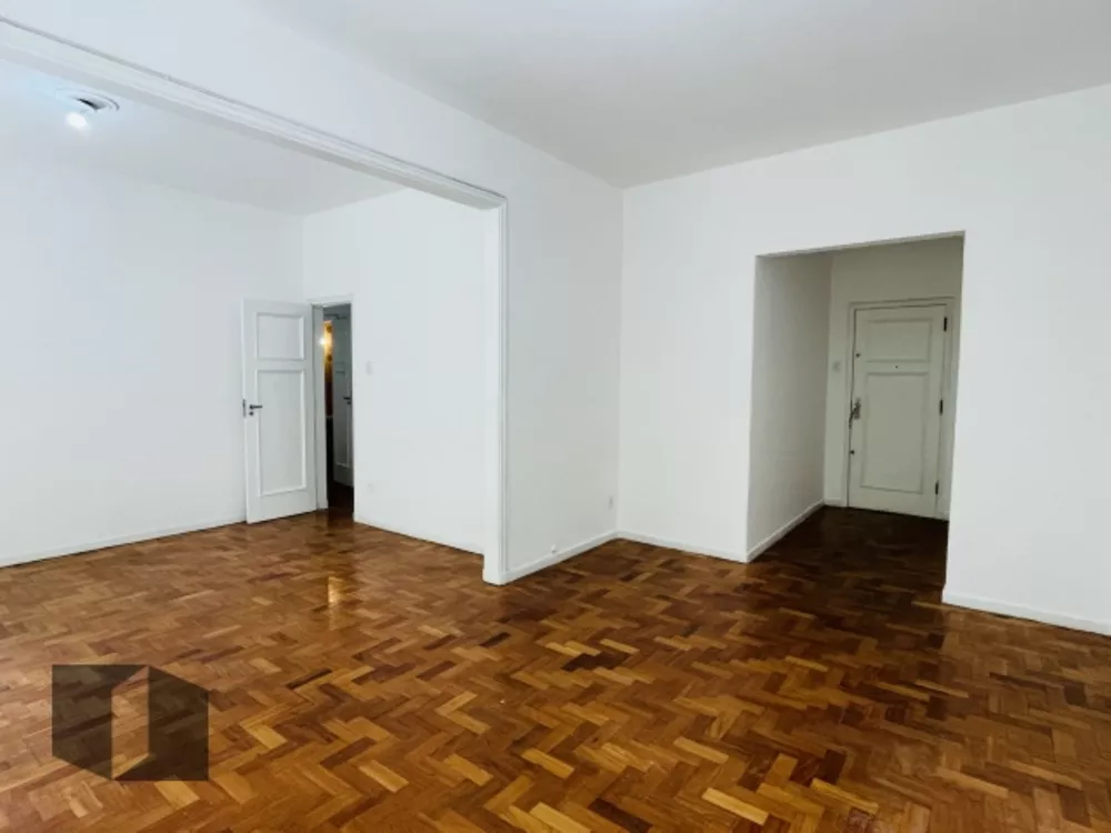 Apartamento à venda com 3 quartos, 122m² - Foto 4