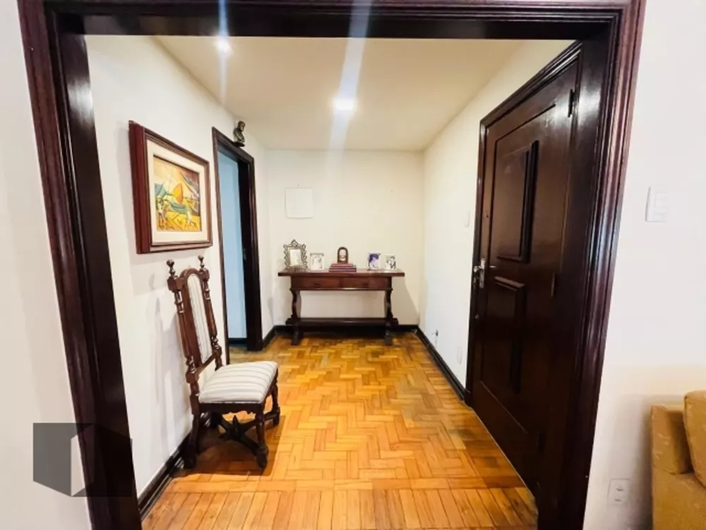 Apartamento, 4 quartos, 196 m² - Foto 2