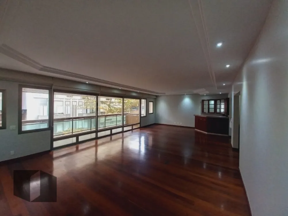 Apartamento, 4 quartos, 244 m² - Foto 1