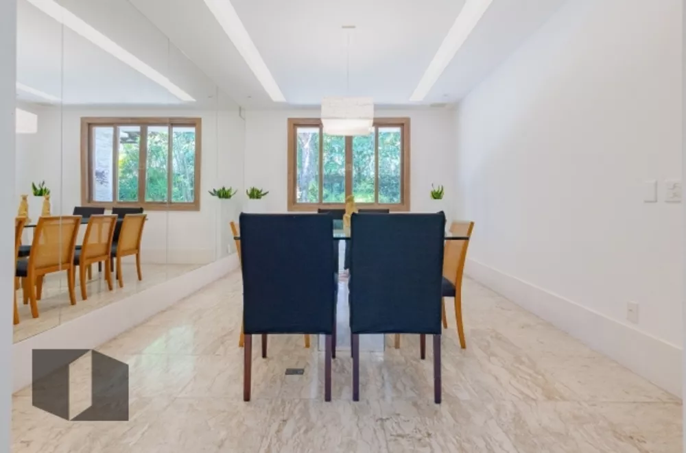 Casa, 6 quartos, 667 m² - Foto 1