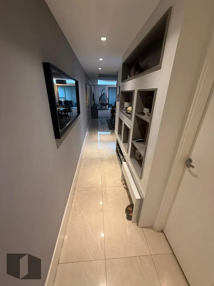 Apartamento, 3 quartos, 158 m² - Foto 1