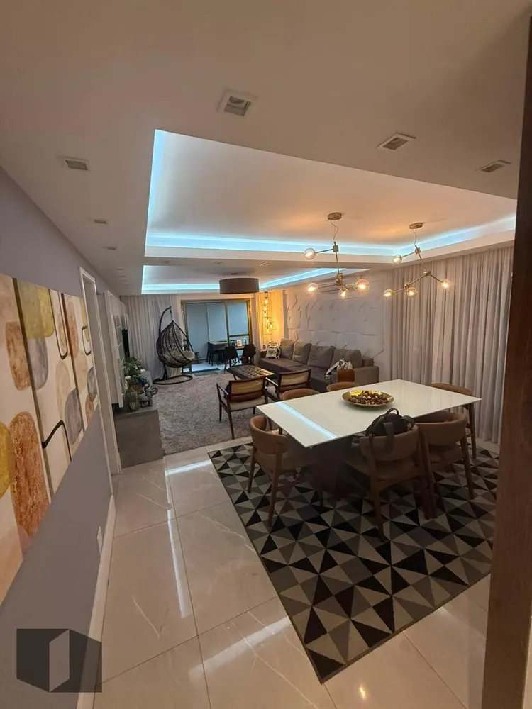 Apartamento, 3 quartos, 158 m² - Foto 2