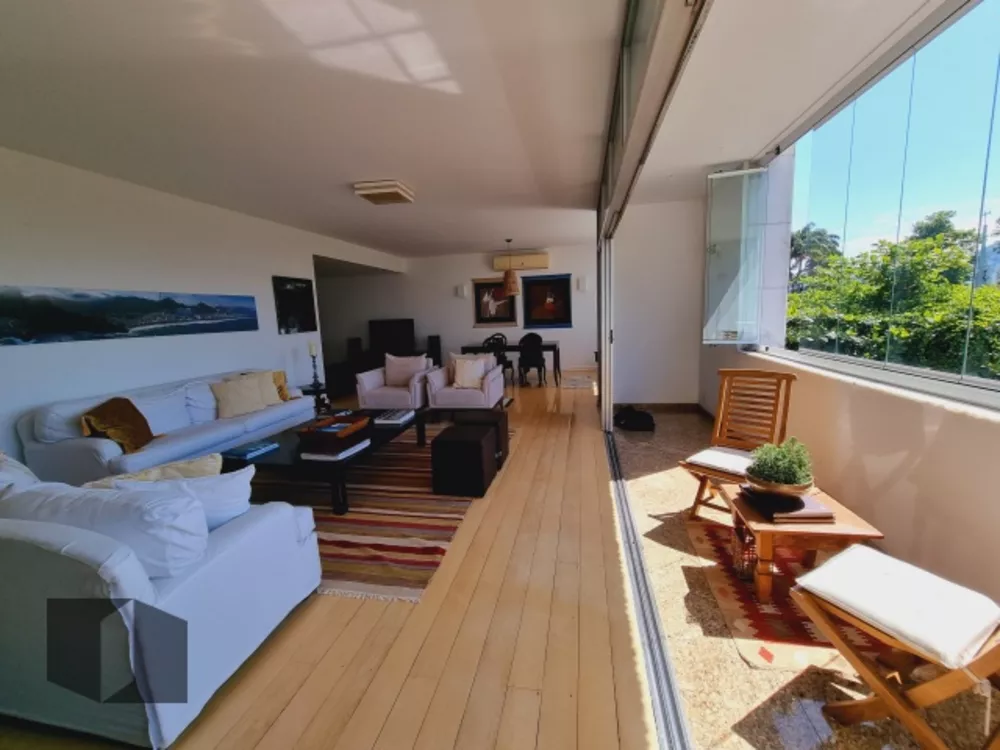 Apartamento à venda com 4 quartos, 193m² - Foto 4