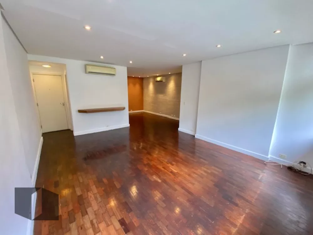 Apartamento à venda com 4 quartos, 130m² - Foto 2