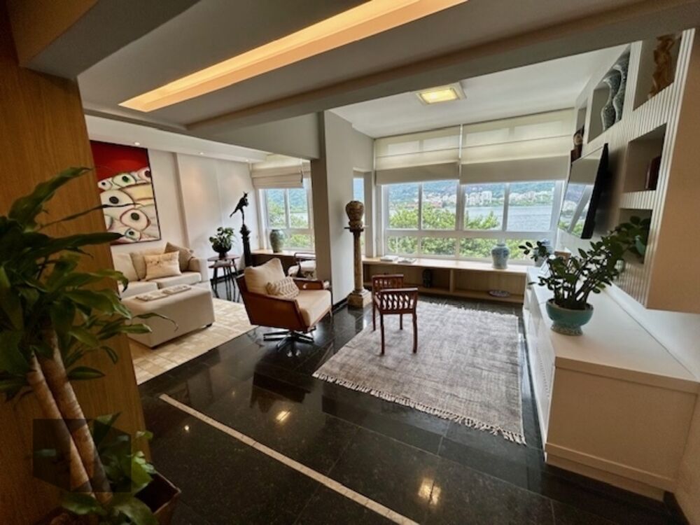 Apartamento à venda com 3 quartos, 94m² - Foto 4