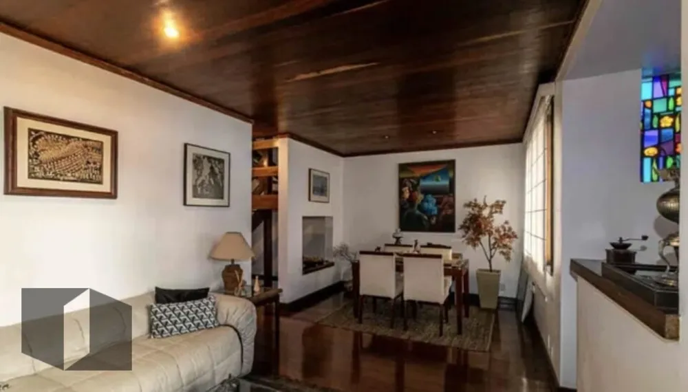 Casa, 4 quartos, 302 m² - Foto 1