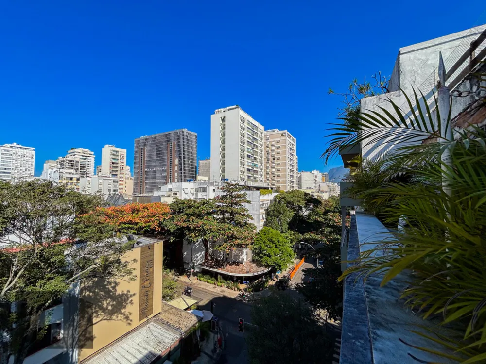 Cobertura, 3 quartos, 248 m² - Foto 2