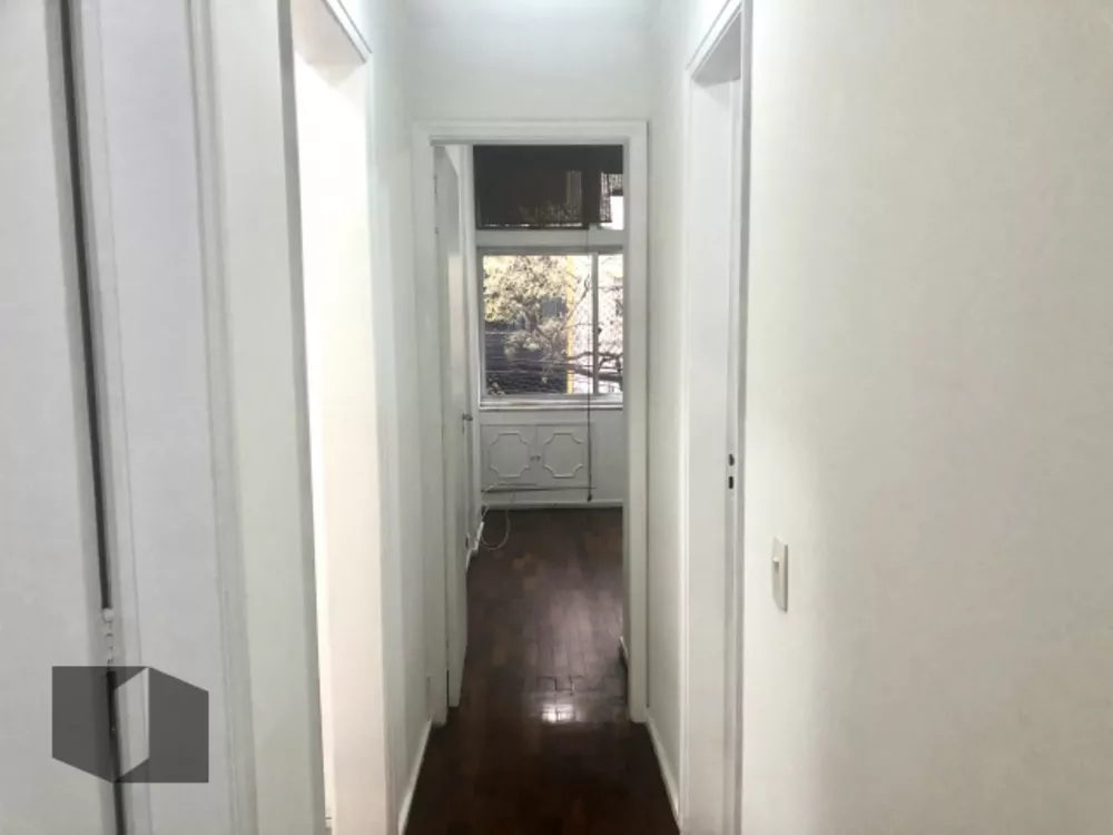 Apartamento à venda com 2 quartos, 67m² - Foto 4