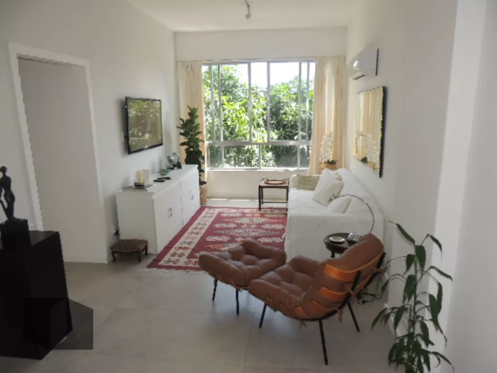 Apartamento à venda com 2 quartos, 65m² - Foto 1