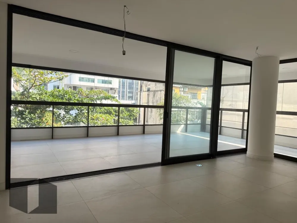 Apartamento, 3 quartos, 166 m² - Foto 2