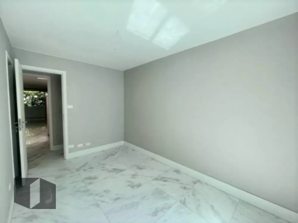 Cobertura, 3 quartos, 269 m² - Foto 35