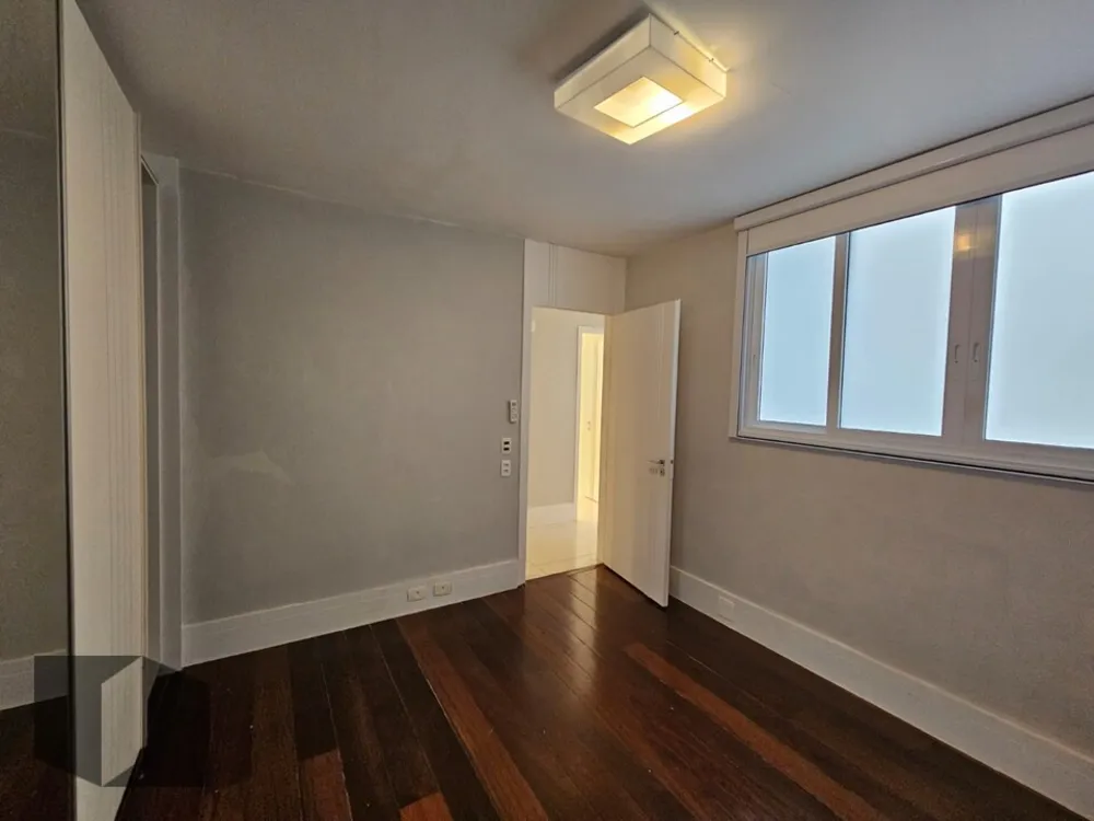 Apartamento, 4 quartos, 244 m² - Foto 13