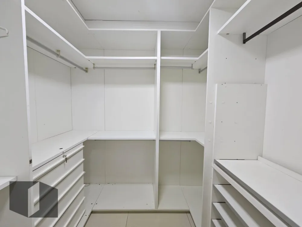 Apartamento, 4 quartos, 244 m² - Foto 10
