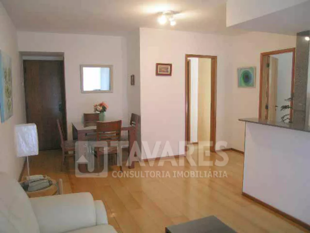 Apartamento à venda com 2 quartos, 81m² - Foto 3