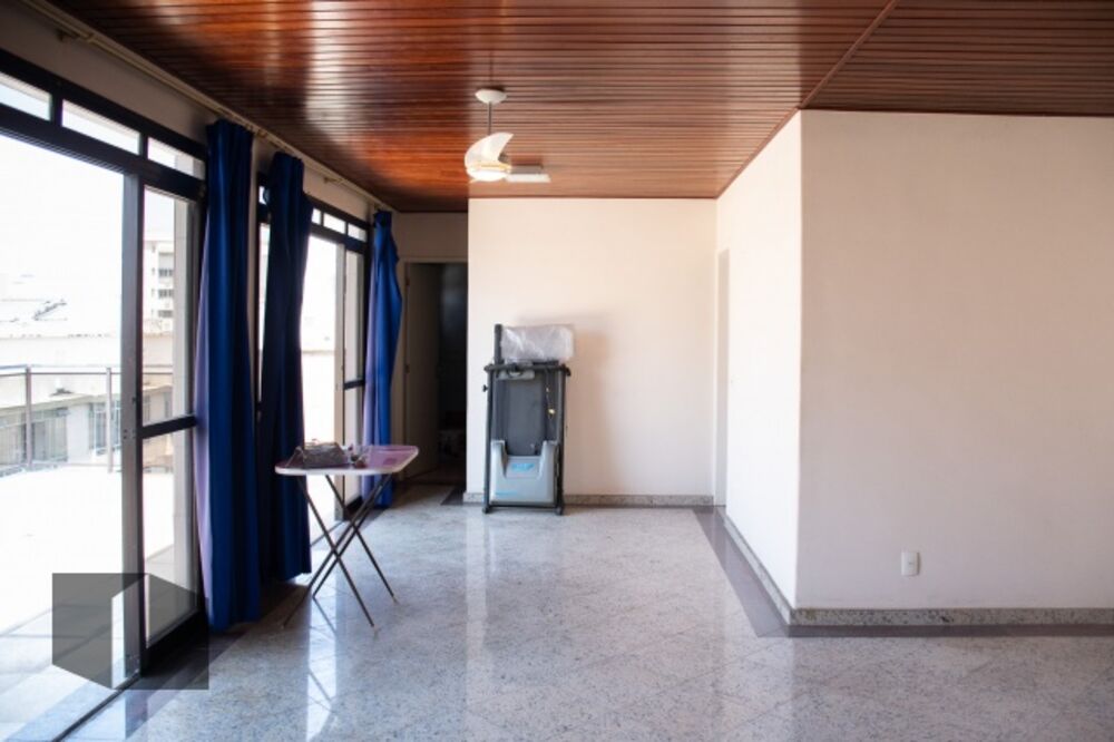 Cobertura à venda com 4 quartos, 242m² - Foto 4