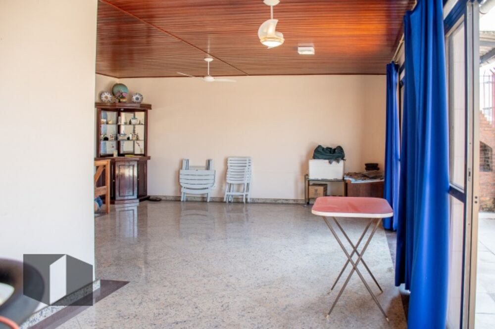 Cobertura à venda com 4 quartos, 242m² - Foto 3
