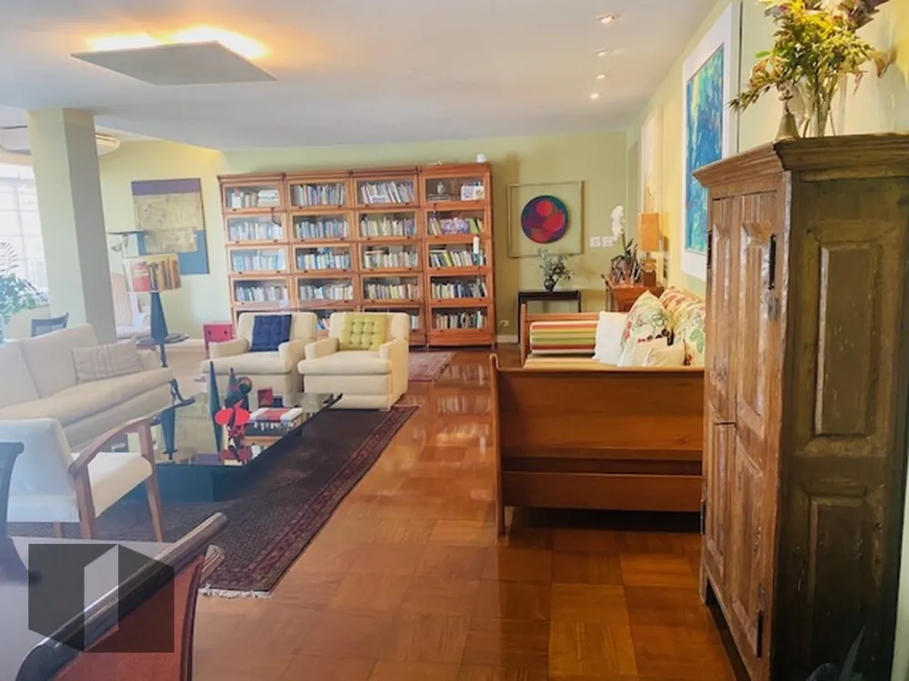 Apartamento, 3 quartos, 230 m² - Foto 1
