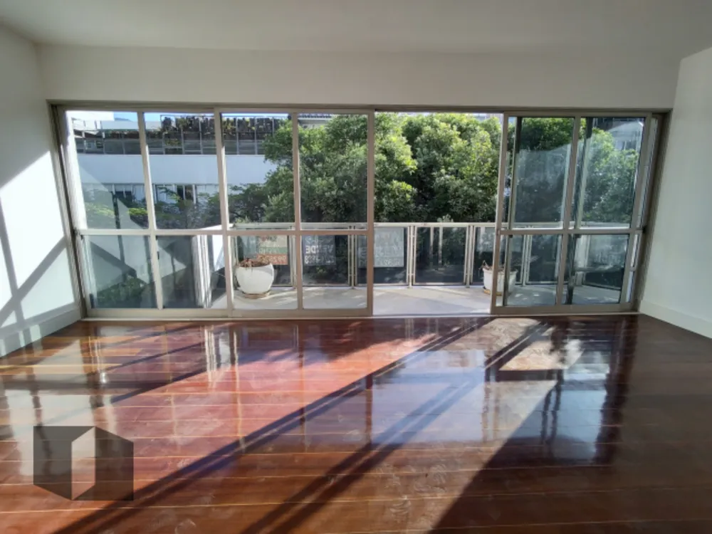 Apartamento, 3 quartos, 150 m² - Foto 1