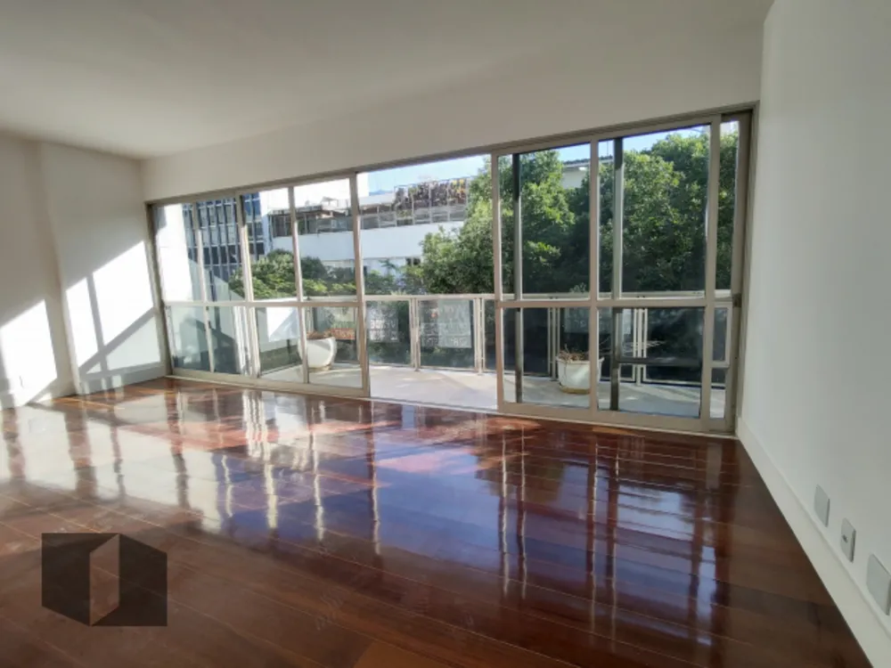 Apartamento, 3 quartos, 150 m² - Foto 2