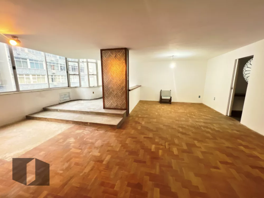 Apartamento à venda com 4 quartos, 220m² - Foto 6