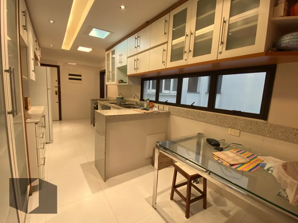 Apartamento, 4 quartos, 233 m² - Foto 13