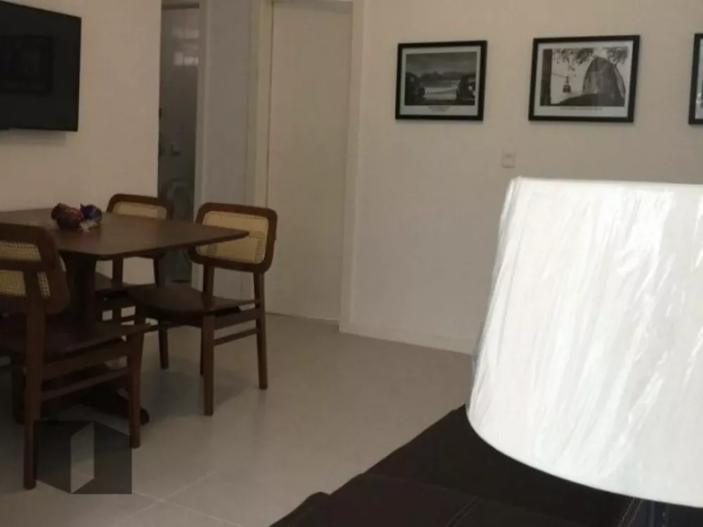 Apartamento à venda com 2 quartos, 61m² - Foto 3