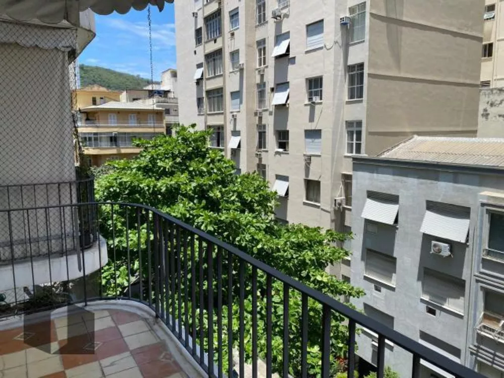 Apartamento à venda com 2 quartos, 85m² - Foto 2