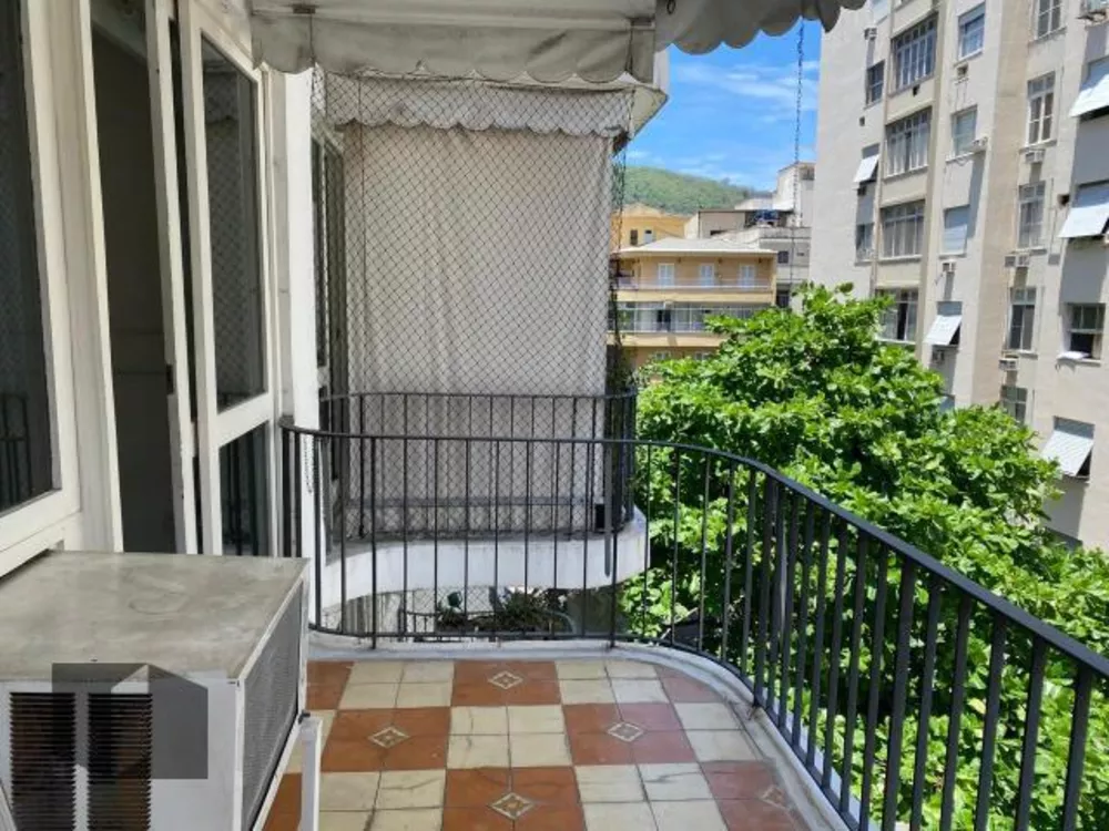 Apartamento à venda com 2 quartos, 85m² - Foto 1