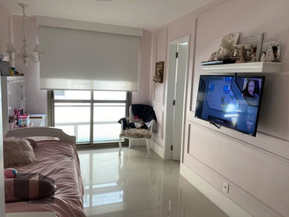 Apartamento à venda com 4 quartos, 221m² - Foto 13