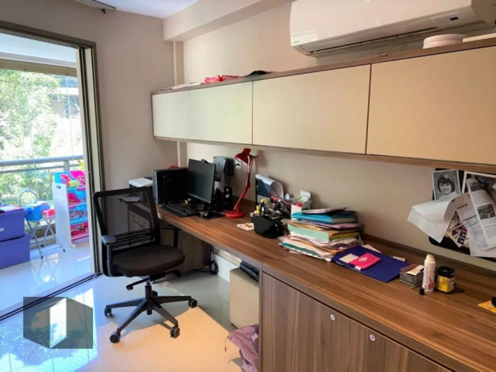 Apartamento à venda com 4 quartos, 221m² - Foto 23