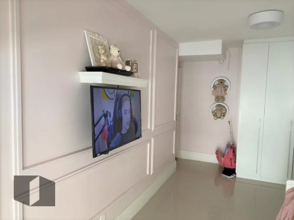 Apartamento à venda com 4 quartos, 221m² - Foto 12