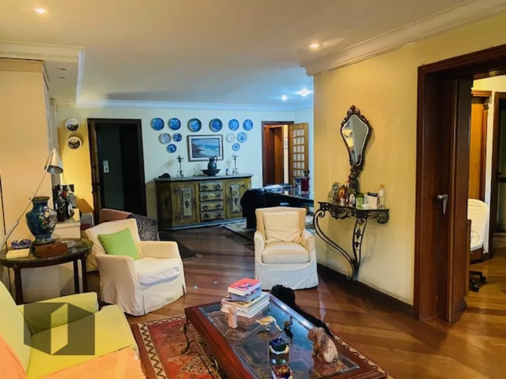 Apartamento à venda com 3 quartos, 151m² - Foto 4