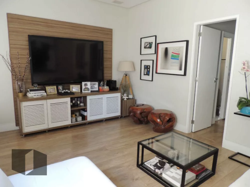 Apartamento à venda com 3 quartos, 96m² - Foto 1