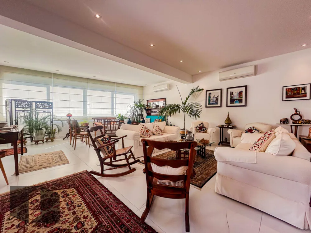 Cobertura, 4 quartos, 270 m² - Foto 2