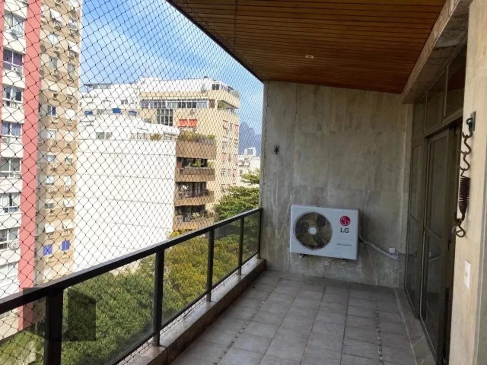 Cobertura, 3 quartos, 238 m² - Foto 35