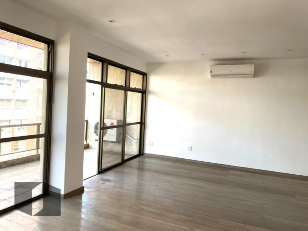 Cobertura, 3 quartos, 238 m² - Foto 3