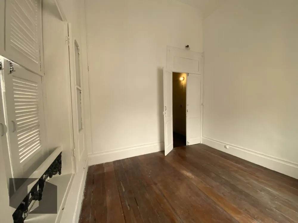 Casa, 10 quartos, 225 m² - Foto 3