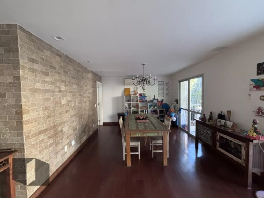 Apartamento à venda com 3 quartos, 164m² - Foto 3