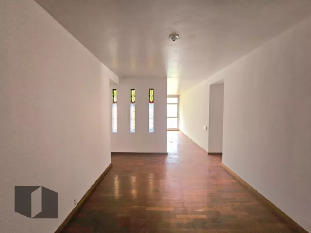 Apartamento à venda com 4 quartos, 166m² - Foto 1