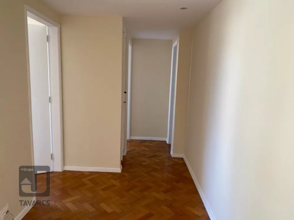 Apartamento à venda com 2 quartos, 62m² - Foto 4