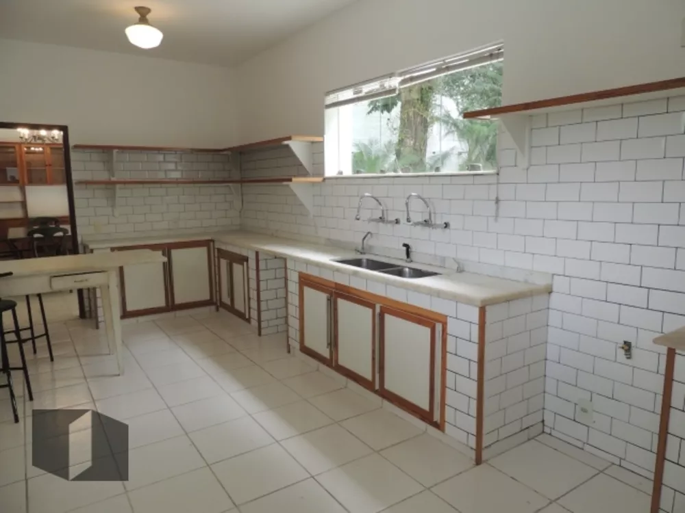 Casa, 4 quartos, 600 m² - Foto 4