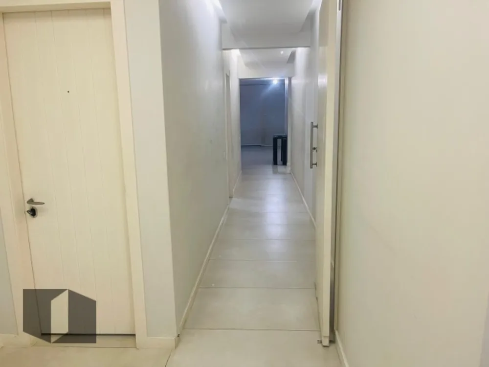 Apartamento, 4 quartos, 220 m² - Foto 1