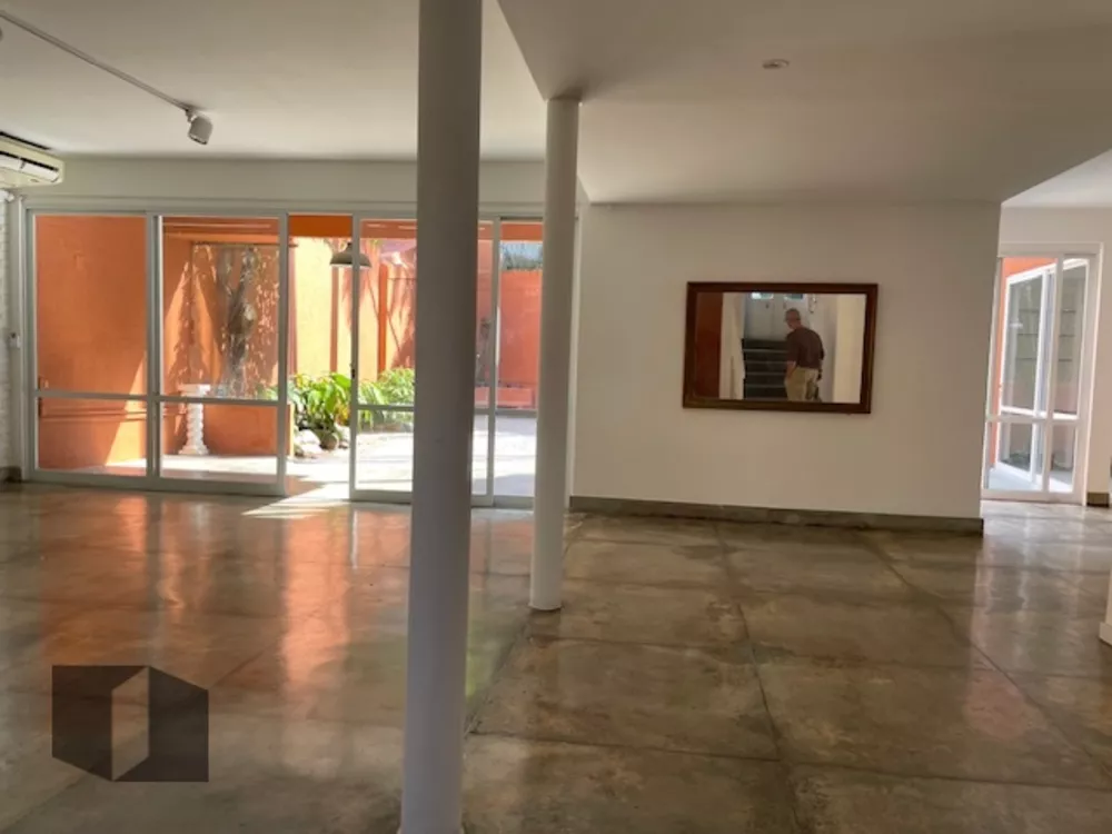 Casa, 3 quartos, 292 m² - Foto 37