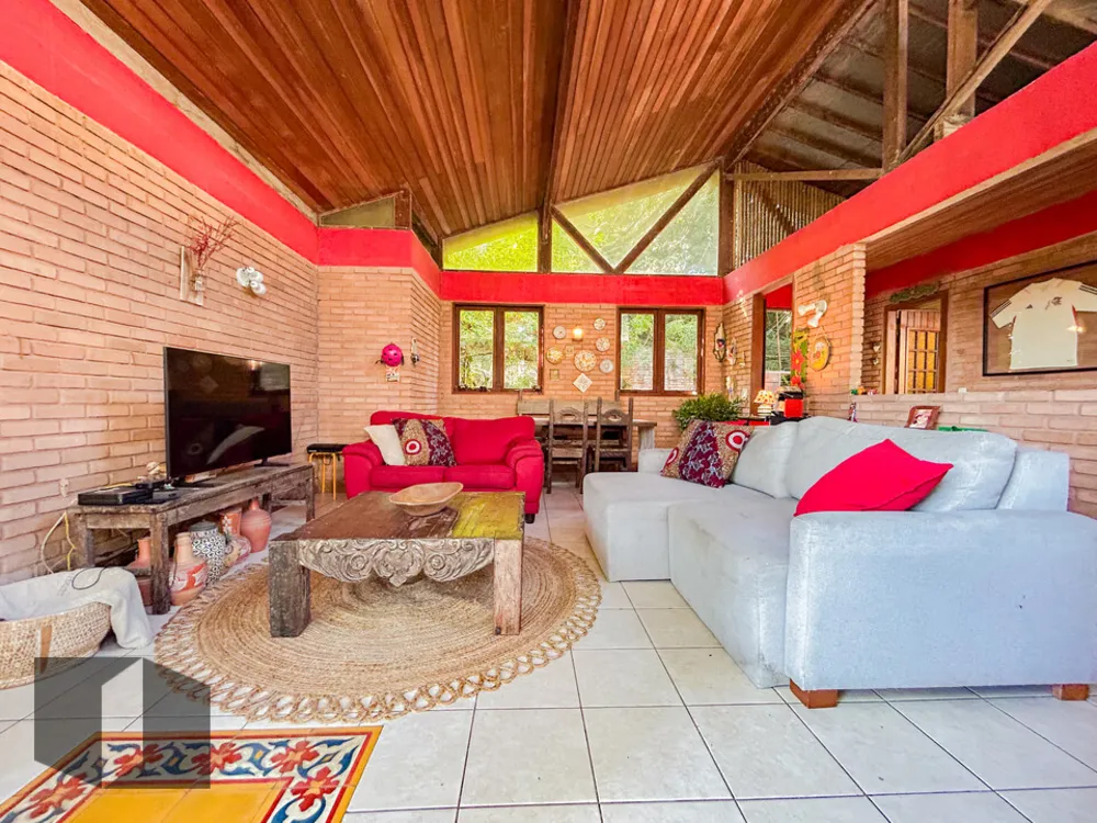 Casa, 4 quartos, 169 m² - Foto 1